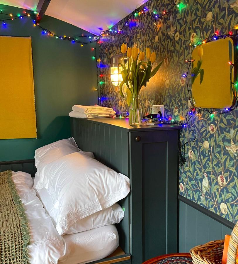 Old King William Shepherd Huts And Private Hot Tubs In North Norfolk Hunworth Exteriér fotografie